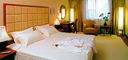 Beijing-ChangAn-Grand-Hotel-guestroom-1b