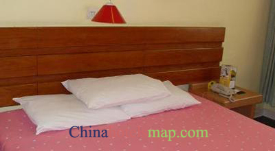 Beijing-Home-Inns-Qianmen-guestroom1