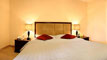Beijing-Jinqiao-International-Garden-guestroom-1b