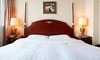 Beijing-Plaza-Hotel-guestroom-1b