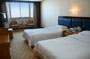 Dalian-Sun-Moon-Lake-Hotel-guestroom-1b