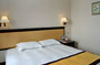 Dalian-The-LeeWan-Hotel-guestroom-1b