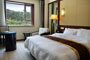 Dalian-Zhongxia-Hotel-guestroom-2b