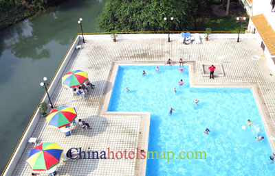 guilin hotel pool