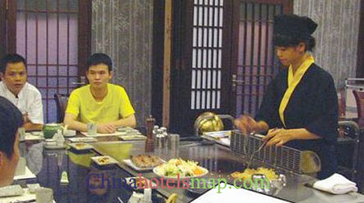 Guilin-Ronghu-Hotel-restaurant-02