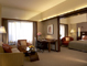 Harbin-Shangri-La-Hotel-room-05