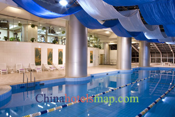 Nanjing-Sheraton-Kingsley-Hotel&Towers-swimming-pool
