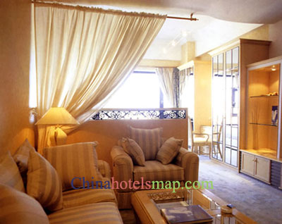 Qingdao-Surf-Plaza-Resort-Hotel-deluxe-suite2