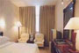 Qinhuangdao-Zhongmei-Hotel-guestroom