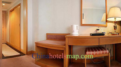 Beijing-CapitalHotel-guestroom2
