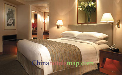 Beijing-Traders-Hotel-guestroom-3b