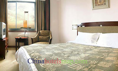 Guangzhou-BaiYun-Hotel-guestroom-1b
