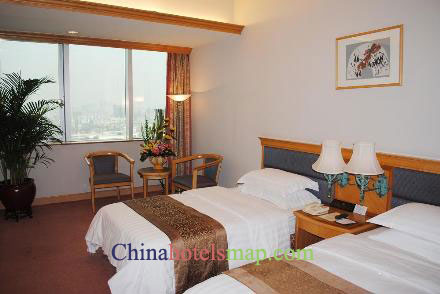 Guangzhou-New-Century-Hotel-guestroom-2b