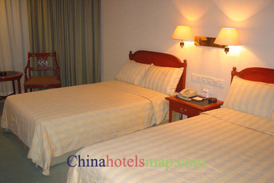 Guangzhou-Ramada-Pearl-Hotel-room-01