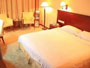 Guangzhou-Rihang-Hotel-guestroom-1b