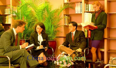 Guangzhou-White-Swan-Hotel-business-center-01