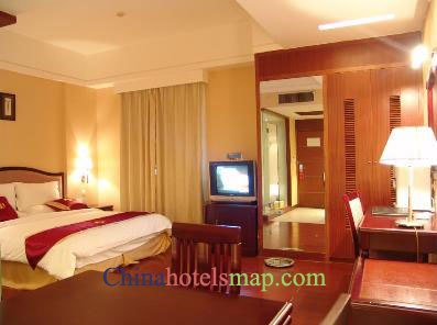 Kunming-Golden-Spring-Hotel-guestroom-1b