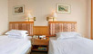 Nanjing-Ramada-guestroom-1b