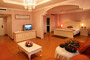 Nanjing-White-Palace-Hotel-deluxe-suite