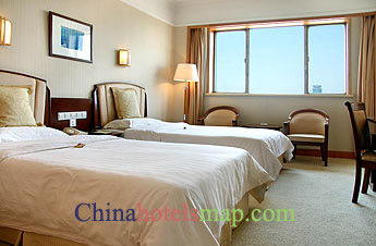Qingdao-Dongfang-Hotel-deluxe-standard-room