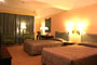 Qingdao-Eastern-Light-International-Hotel-business-deluxe-room