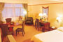 Qingdao-Eastern-Light-International-Hotel-room