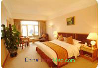 Qingdao-Oceanwide-Elite-Hotel-business-standard-room1