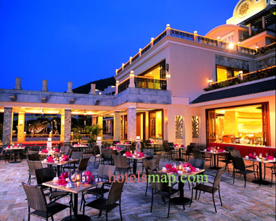 Sanya-Cactus-Resort-resort-dinner