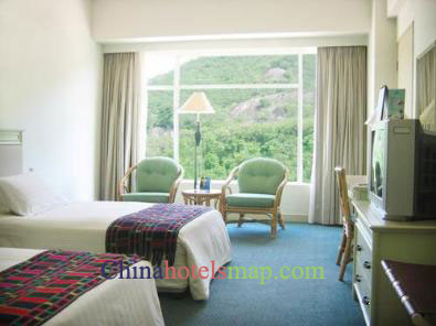 Sanya-Holiday-Inn-Resort-guestroom-2b
