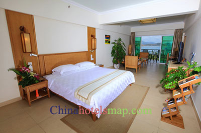 Sanya-Landscape-Beach-Hotel-sea-room-big-bed