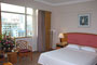 Sanya-Orient-Bay-View-Hotel-deluxe-big-bed-room