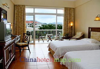 Sanya-Resort-Golden-Palm-deluxe-lake-view-room