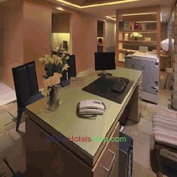 Shanghai-Broadway-Mansion-Hotel-business-center-01
