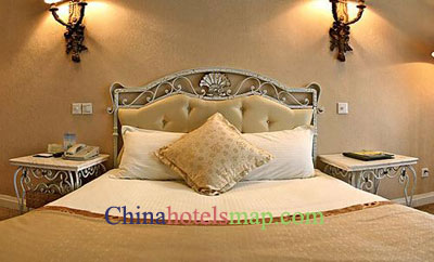 Shanghai-Dazhong-Merrylin-Hotel-guestroom-1b