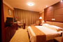 Shanghai-HengSheng-Peninsula-International-Hotel-guestroom-2b