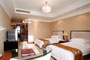 Shanghai-HengSheng-Peninsula-International-Hotel-guestroom-3b