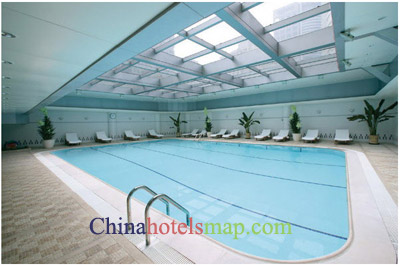 Shanghai-Howard-Johnson-Plaza-Hotel-pool-01