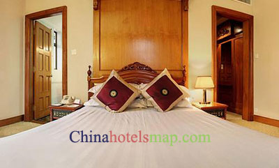 Shanghai-Jingan-Hotel-guestroom-2b