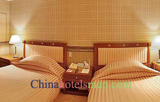 Shanghai-MP-Boutique-Hotel-guestroom-1b