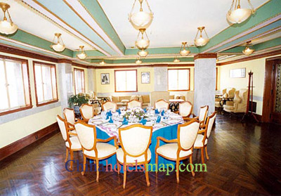 Shanghai-Peace-Hotel-restaurant-01