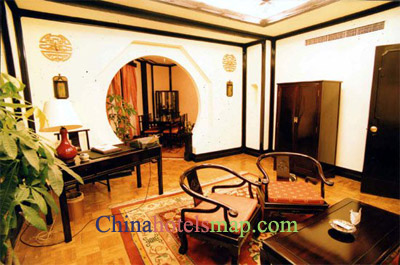Shanghai-Peace-Hotel-room-04