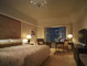 Shanghai-Pudong-Shangri-La-Hotel-room-02