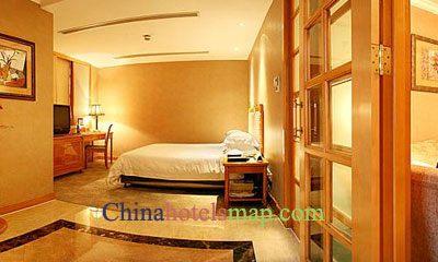 Shanghai-Ramada-Plaza-guestroom-2b