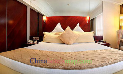 Shanghai-Rendezvous-Merry-Hotel-guestroom-2b