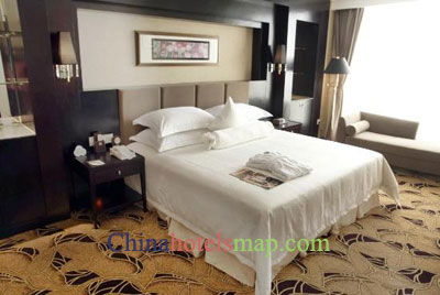 Royal-Century-Hotel-guestroom-2b