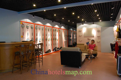 Shijiazhuang-Hebei-Century-Hotel-badminton-01