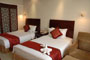 Suzhou-Lexiang-Hotel-guestroom-1b