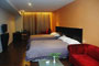 Suzhou-Wealth-Center-Hotel-guestroom-2b