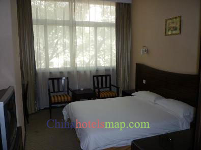 Suzhou-Wealth-Center-Hotel-guestroom-1b