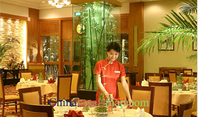 Wuhan-HolidayInn-Riverside-Hotel-restaurant-01